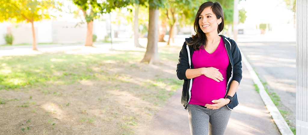 6 Amazing Benefits Of Morning Walks During Pregnancy